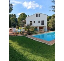 Einfamilienhaus in Denia - 1.800,00&nbsp;EUR Kaltmiete, ca.&nbsp; 180,00&nbsp;m&sup2; in Denia (PLZ: )