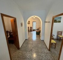 Einfamilienhaus in Oliva - 126.000,00&nbsp;EUR Kaufpreis, ca.&nbsp; 162,00&nbsp;m&sup2; in Oliva (PLZ: )