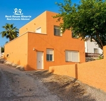 Einfamilienhaus in Cantoria - 159.999,00&nbsp;EUR Kaufpreis, ca.&nbsp; 140,00&nbsp;m&sup2; in Cantoria (PLZ: )