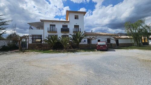 Foto - Einfamilienhaus in Pozo Alcon - 835.000,00&nbsp;EUR Kaufpreis, ca.&nbsp; 1.418,00&nbsp;m&sup2;