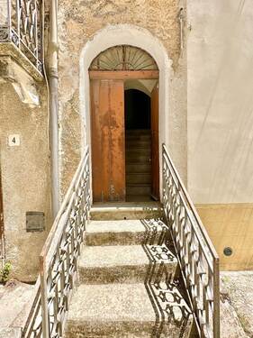 Foto - 1 Zimmer Einfamilienhaus zum Kaufen in Palazzo Adriano