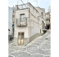 Haus in Giuliana, Palermo - 27.000,00&nbsp;EUR Kaufpreis, in Giuliana (PLZ: )