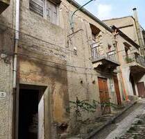 Haus in Bisacquino, Palermo - 9.000,00 EUR Kaufpreis, in Bisacquino (PLZ: ) Haus in Bisacquino, Palermo - 9.000,00 EUR Kaufpreis, in Bisacquino (PLZ: )