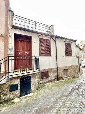 Foto - Haus in Giuliana, Palermo - 26.000,00&nbsp;EUR Kaufpreis,