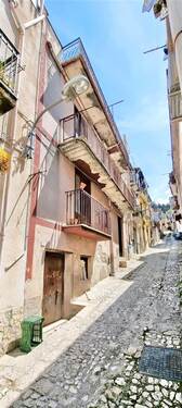 Foto - 4 Zimmer Einfamilienhaus zum Kaufen in Chiusa Sclafani