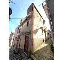 Haus in Giuliana, Palermo - 15.000,00&nbsp;EUR Kaufpreis, in Giuliana (PLZ: )