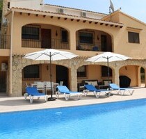 Villa in Moraira - 1.700,00&nbsp;EUR Kaltmiete, ca.&nbsp; 150,00&nbsp;m&sup2; in Moraira (PLZ: )