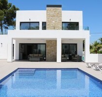 Villa in Benissa - 3.000,00&nbsp;EUR Kaltmiete, ca.&nbsp; 170,00&nbsp;m&sup2; in Benissa (PLZ: )