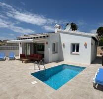 Villa in Moraira - 1.600,00&nbsp;EUR Kaltmiete, ca.&nbsp; 88,00&nbsp;m&sup2; in Moraira (PLZ: )
