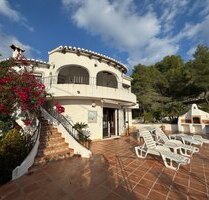 Villa in Moraira - 970.000,00&nbsp;EUR Kaufpreis, ca.&nbsp; 305,00&nbsp;m&sup2; in Moraira (PLZ: )