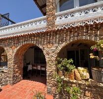 Villa in Benissa - 749.000,00&nbsp;EUR Kaufpreis, ca.&nbsp; 256,00&nbsp;m&sup2; in Benissa (PLZ: )