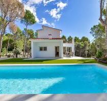 Villa in Altea - 695.000,00&nbsp;EUR Kaufpreis, ca.&nbsp; 196,00&nbsp;m&sup2; in Altea (PLZ: )