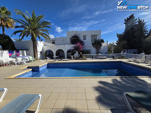 Foto - Einfamilienhaus in Mojacar - 1.200.000,00&nbsp;EUR Kaufpreis,