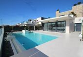 Foto - Villa in Campoamor - 1.175.000,00&nbsp;EUR Kaufpreis, ca.&nbsp; 322,00&nbsp;m&sup2;