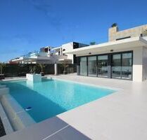 Villa in Campoamor - 1.175.000,00&nbsp;EUR Kaufpreis, ca.&nbsp; 322,00&nbsp;m&sup2; in Campoamor (PLZ: )