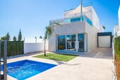 Foto - Villa in Los Alcazares - 445.000,00&nbsp;EUR Kaufpreis, ca.&nbsp; 106,00&nbsp;m&sup2;