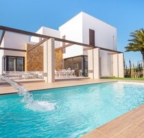 Villa in Campoamor - 1.250.000,00&nbsp;EUR Kaufpreis, ca.&nbsp; 270,00&nbsp;m&sup2; in Campoamor (PLZ: )
