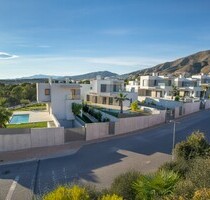 Villa in Finestrat - 797.000,00&nbsp;EUR Kaufpreis, ca.&nbsp; 244,00&nbsp;m&sup2; in Finestrat (PLZ: )