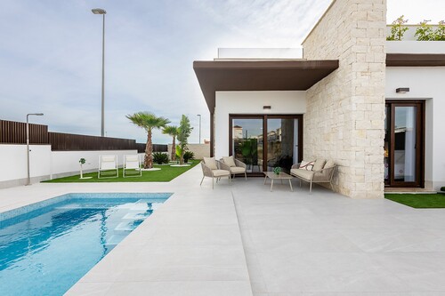 Foto - Villa in Los Montesinos zum Kaufen