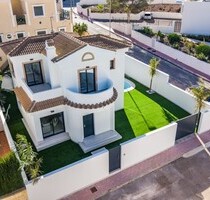 Villa in Campoamor - 590.000,00&nbsp;EUR Kaufpreis, ca.&nbsp; 109,00&nbsp;m&sup2; in Campoamor (PLZ: )