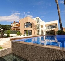 Villa in Torrevieja - 1.630.000,00&nbsp;EUR Kaufpreis, ca.&nbsp; 430,00&nbsp;m&sup2; in Torrevieja (PLZ: )