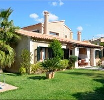 Villa in Calvia - 3.000,00&nbsp;EUR Kaltmiete, ca.&nbsp; 350,00&nbsp;m&sup2; in Calvia (PLZ: )