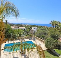 Villa in Santa Ponsa - 6.800,00&nbsp;EUR Kaltmiete, ca.&nbsp; 207,00&nbsp;m&sup2; in Santa Ponsa (PLZ: )