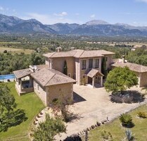 Bauernhof, Reithof, Weingut in Campanet