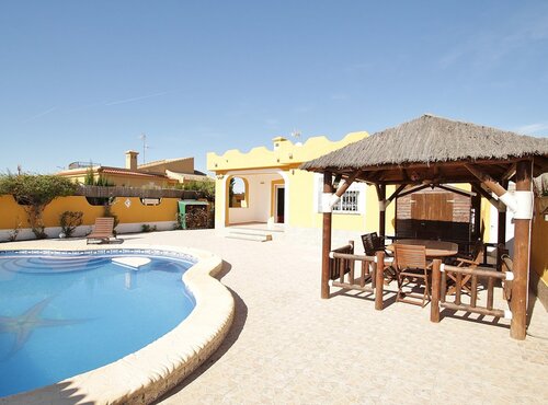 Foto - Villa in Torrevieja - 700,00&nbsp;EUR Kaltmiete, ca.&nbsp; 90,00&nbsp;m&sup2;