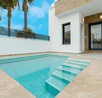 Villa in Torrevieja - 424.000,00&nbsp;EUR Kaufpreis, ca.&nbsp; 116,00&nbsp;m&sup2; in Torrevieja (PLZ: )