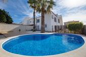 Foto - Villa in Torrevieja - 359.900,00&nbsp;EUR Kaufpreis, ca.&nbsp; 229,00&nbsp;m&sup2;