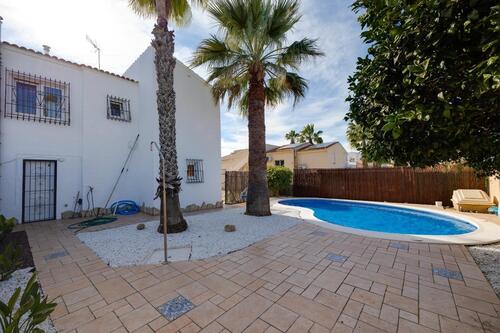 Foto - Villa zum Kaufen in Torrevieja