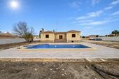 Foto - Einfamilienhaus in Catral - 329.900,00&nbsp;EUR Kaufpreis, ca.&nbsp; 306,00&nbsp;m&sup2;