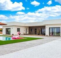 Villa in Los Montesinos - 1.300.000,00&nbsp;EUR Kaufpreis, ca.&nbsp; 230,00&nbsp;m&sup2; in Los Montesinos (PLZ: )
