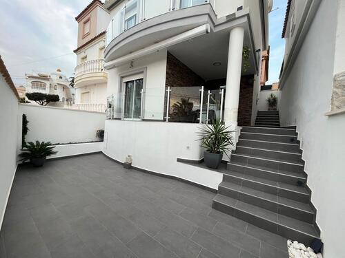 Foto - Villa in San Miguel de Salinas - 285.000,00&nbsp;EUR Kaufpreis, ca.&nbsp; 100,00&nbsp;m&sup2;