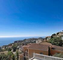 Haus in Benitachell, Alicante - 980.000,00&nbsp;EUR Kaufpreis, ca.&nbsp; 862,00&nbsp;m&sup2; in Benitachell (PLZ: )