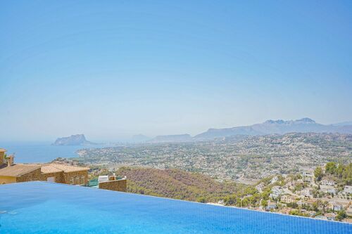 Foto - Haus in Benitachell, Alicante - 875.000,00 EUR Kaufpreis, ca.  1.385,00 m²