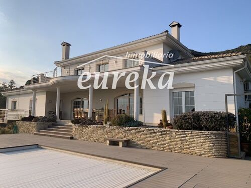 Foto - Einfamilienhaus in Pau - 1.650.000,00&nbsp;EUR Kaufpreis, ca.&nbsp; 511,00&nbsp;m&sup2;