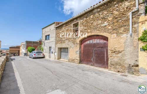 Foto - Einfamilienhaus in Palau-Saverdera zum Kaufen