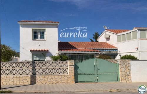 Foto - Einfamilienhaus in Roses - 335.000,00&nbsp;EUR Kaufpreis, ca.&nbsp; 98,00&nbsp;m&sup2;