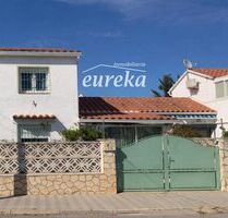 Einfamilienhaus in Roses - 335.000,00&nbsp;EUR Kaufpreis, ca.&nbsp; 98,00&nbsp;m&sup2; in Roses (PLZ: )