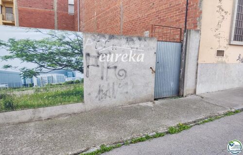 Foto - Finca, Strandhaus zum Kaufen in Figueres