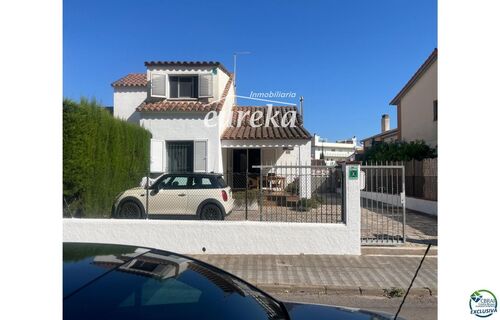 Foto - Einfamilienhaus in Roses - 340.000,00&nbsp;EUR Kaufpreis, ca.&nbsp; 72,00&nbsp;m&sup2;
