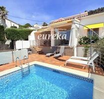 Einfamilienhaus in Roses - 765.000,00&nbsp;EUR Kaufpreis, ca.&nbsp; 210,00&nbsp;m&sup2; in Roses (PLZ: )