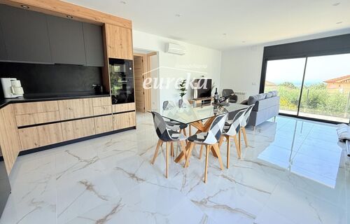 Foto - Einfamilienhaus in Roses - 669.000,00&nbsp;EUR Kaufpreis, ca.&nbsp; 150,00&nbsp;m&sup2;
