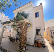 Haus in Mazarron, Murcia - 219.995,00 EUR Kaufpreis, ca.  178,00 m² in Mazarron (PLZ: )