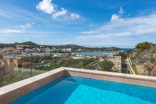 Foto - Einfamilienhaus in Santa Ponsa - 2.992.500,00&nbsp;EUR Kaufpreis, ca.&nbsp; 263,00&nbsp;m&sup2;
