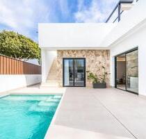 Villa in Roldan - 379.950,00&nbsp;EUR Kaufpreis, ca.&nbsp; 83,00&nbsp;m&sup2; in Roldan (PLZ: )