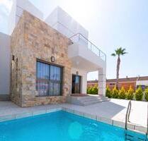 Villa in Los Alcázares - 564.000,00&nbsp;EUR Kaufpreis, ca.&nbsp; 194,00&nbsp;m&sup2; in Los Alcázares (PLZ: )