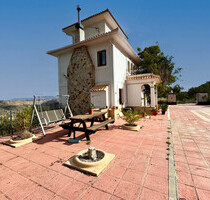 Einfamilienhaus in Ojós - 360.000,00&nbsp;EUR Kaufpreis, ca.&nbsp; 404,00&nbsp;m&sup2; in Ojós (PLZ: )